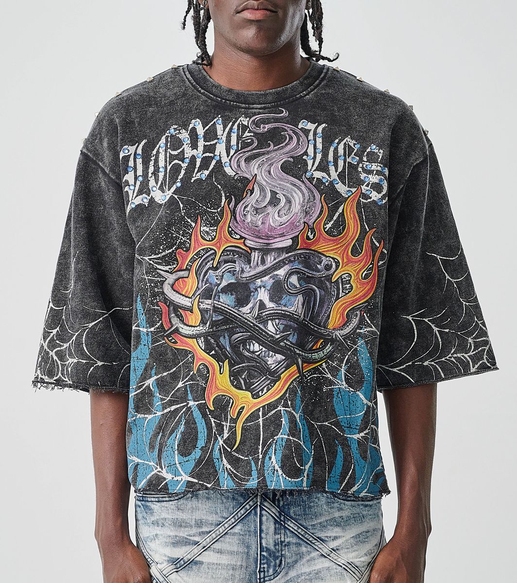 TAKER MEN’S CROPPED T-SHIRT WITH DIGITAL PRINT, PYRAMID STUDS & RHINESTONES
